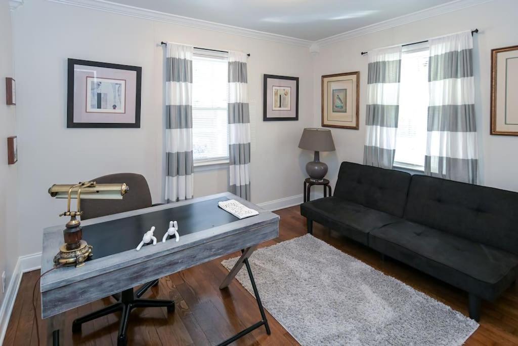 Peaceful Home In Downtown Huntsville With Nice Back Patio! ภายนอก รูปภาพ